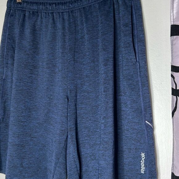 Reebok shorts heather dark blue two pocket size L - Picture 3 of 8